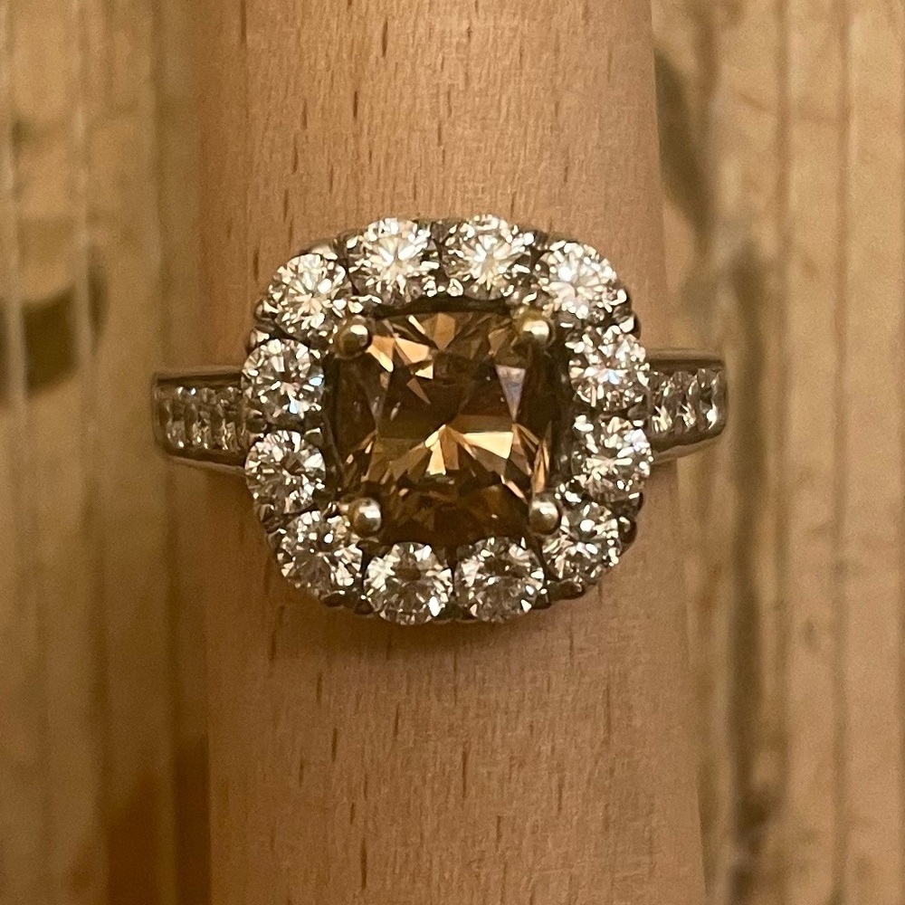 18k white gold 2ct fancy brown diamond ring